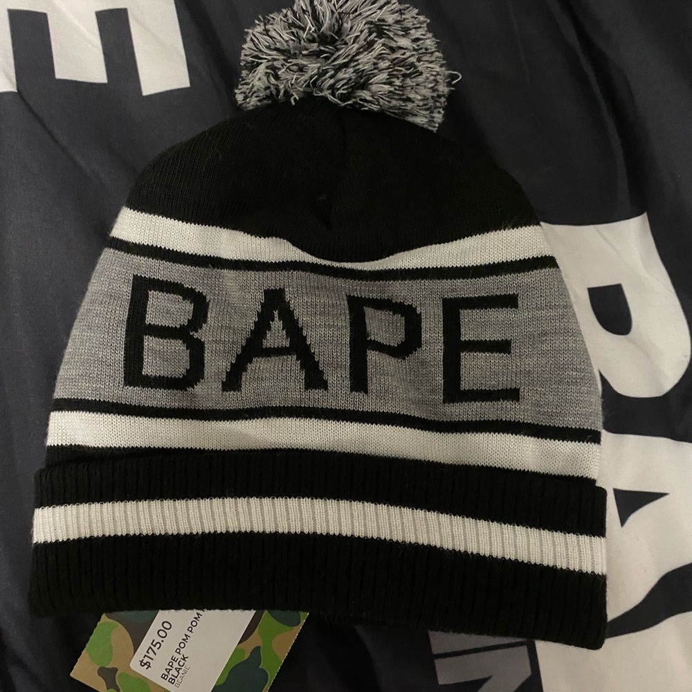 Bape Pom Pom knit cap NWT